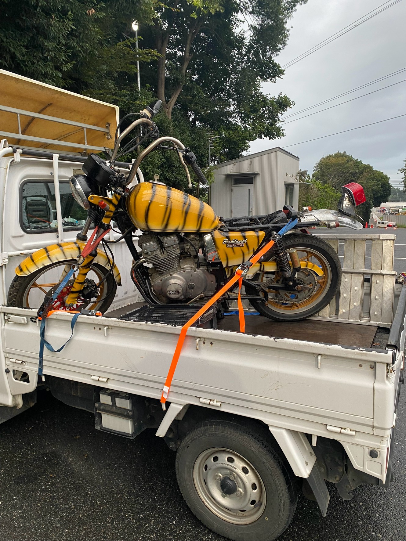陸送サービス（バイク・車）