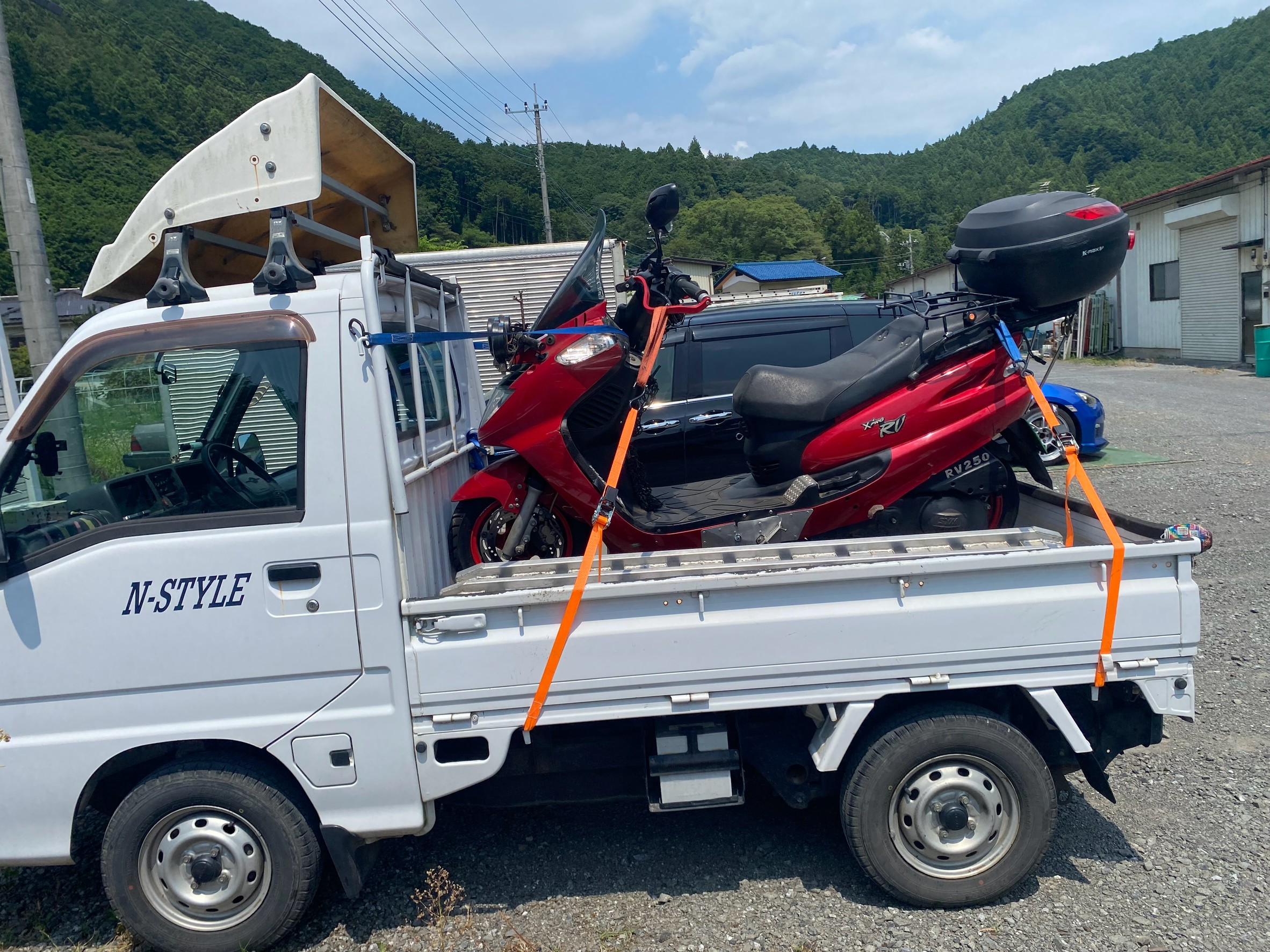 陸送サービス（バイク・車）