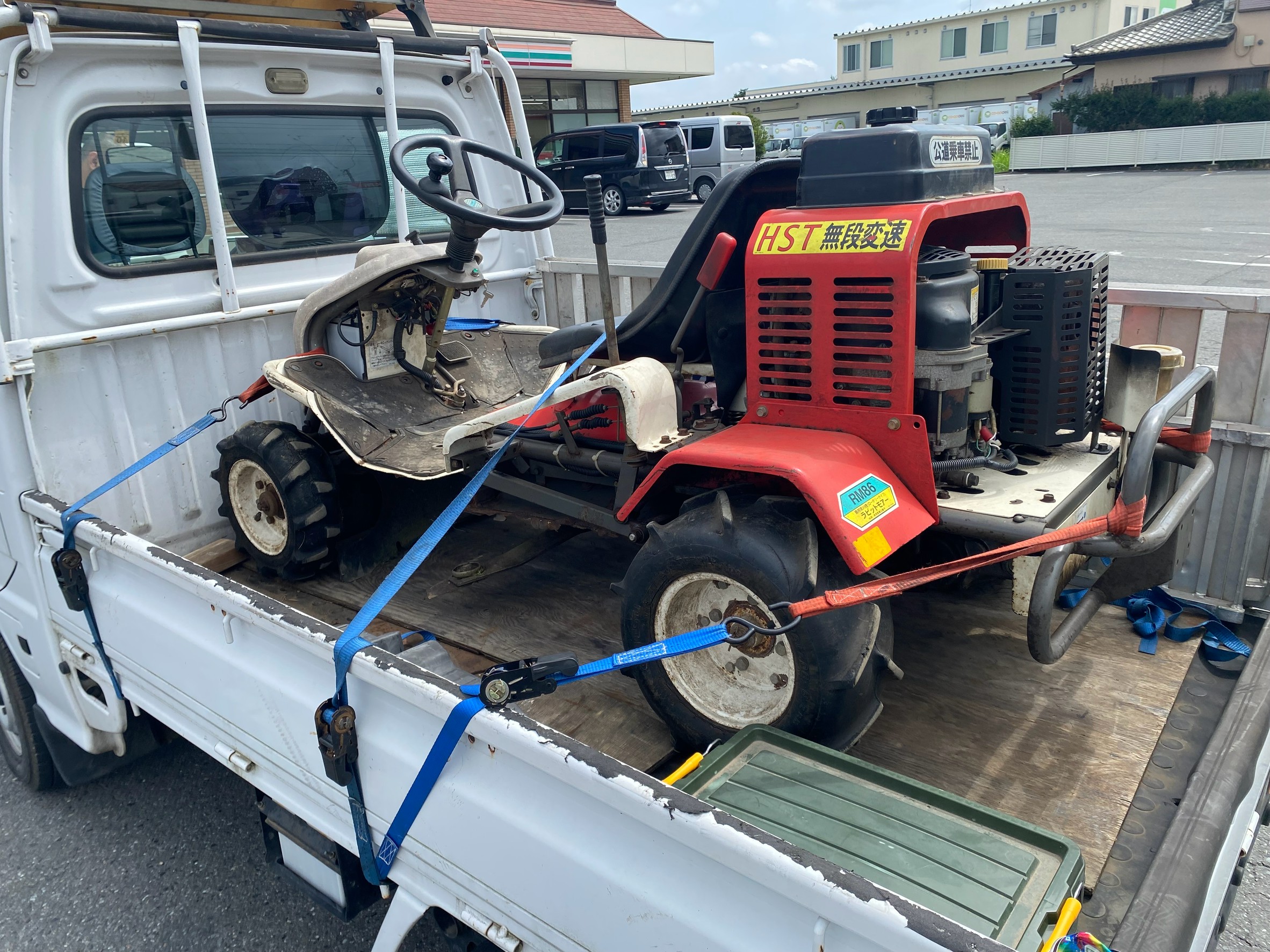 陸送サービス（農機具）